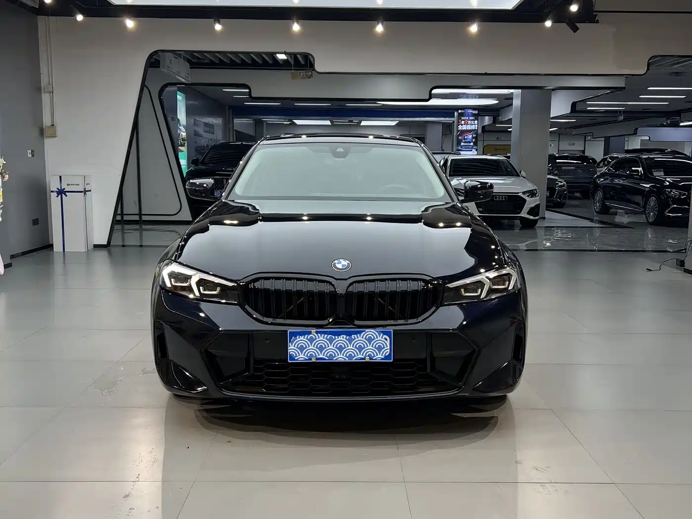 BMW 3 Series 2024 325Li M Sport Package фото 2