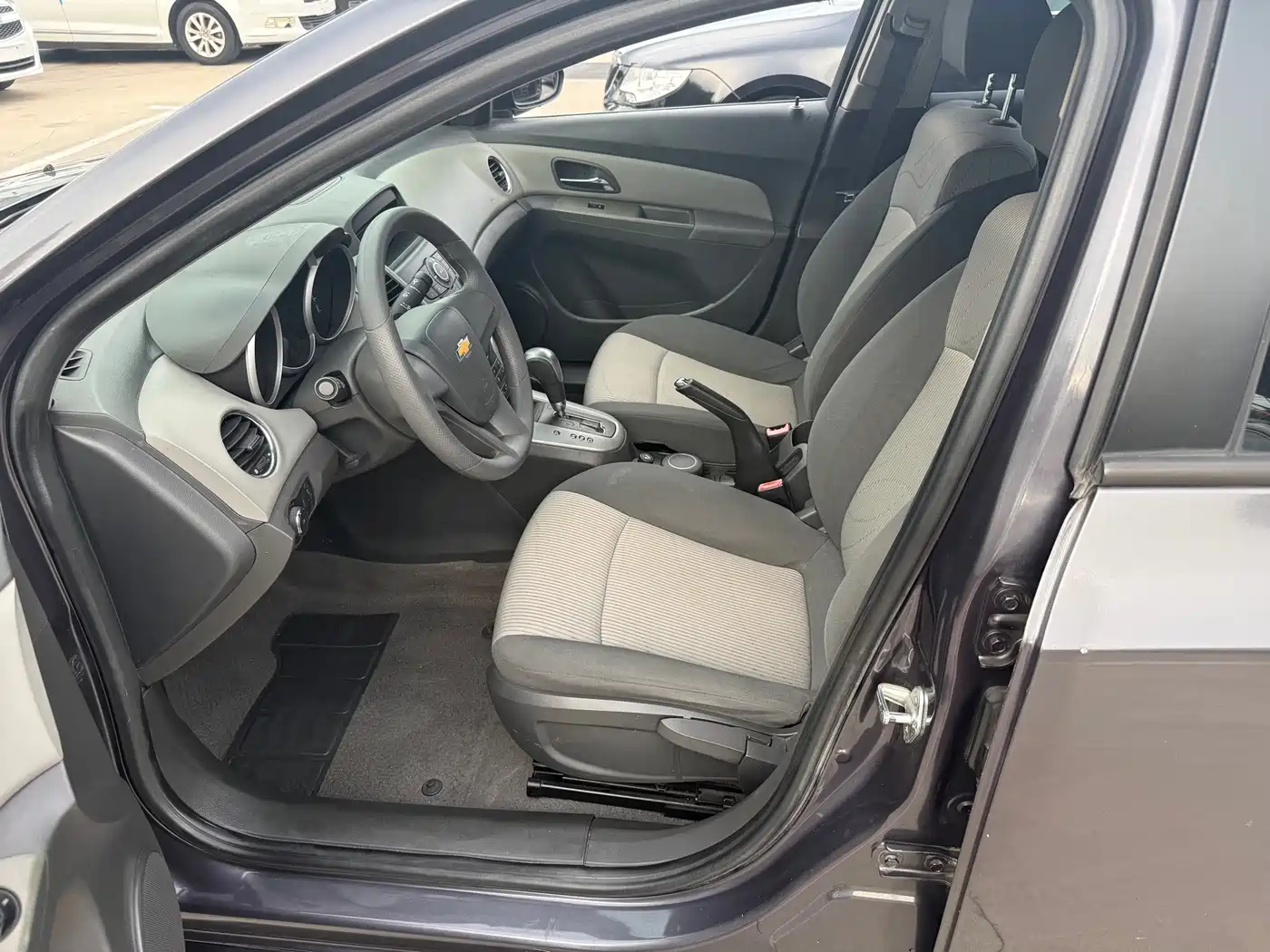 Chevrolet Cruze 2011 2011 1.6L SE AT
