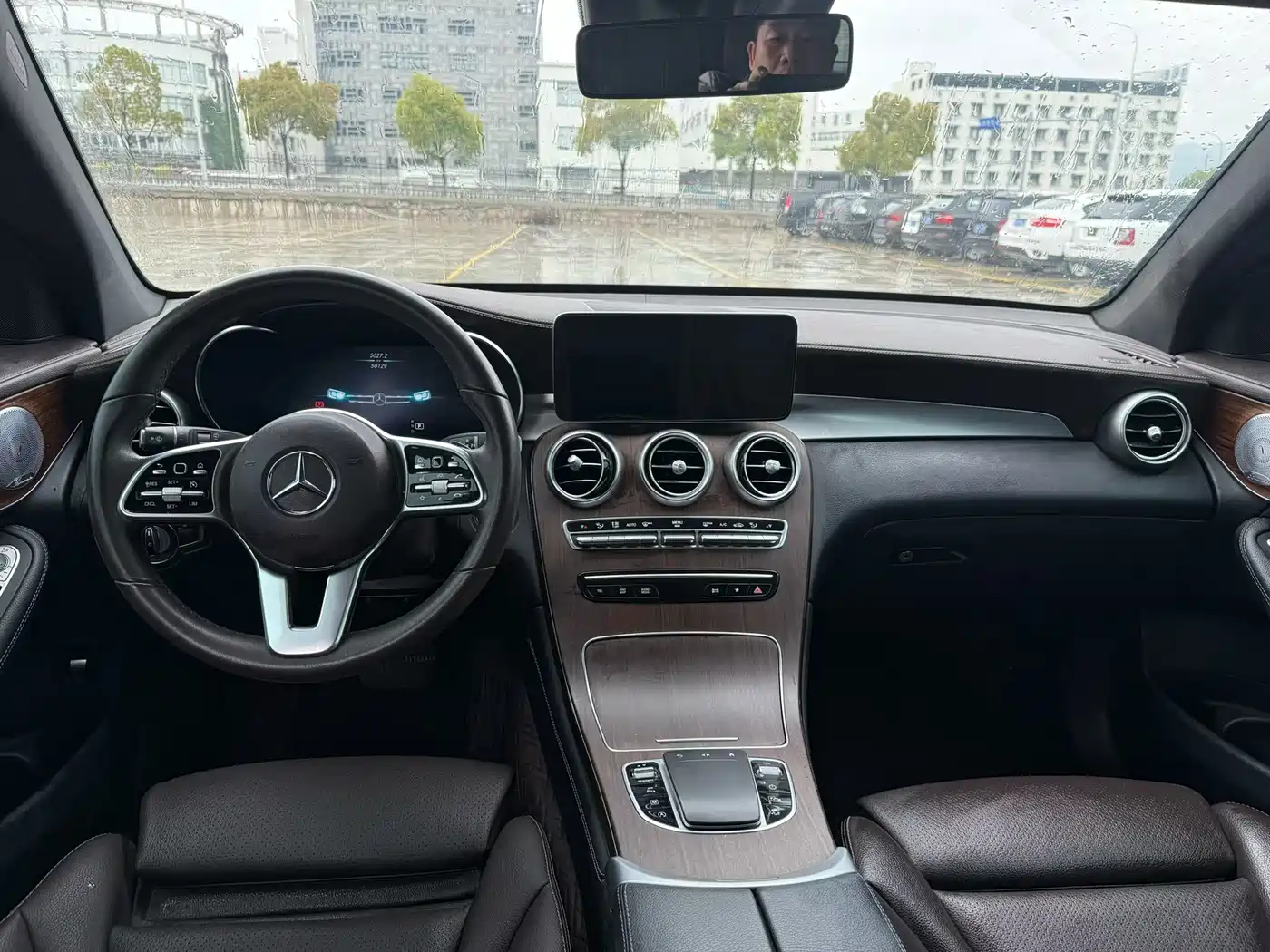 Mercedes-Benz GLC 2021 GLC 300 L 4MATIC Luxury фото 5