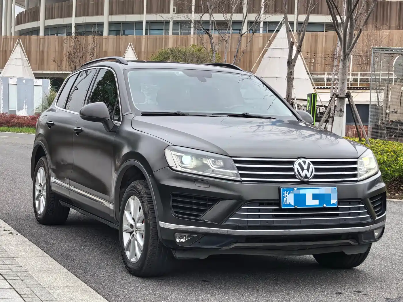 Volkswagen Touareg 2017 3.0TSI Explorer Edition фото 3