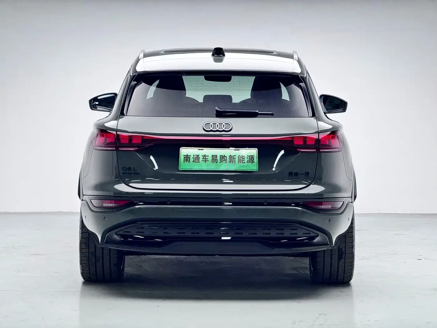 Audi Q6L e-tron 2025 Model Pioneer Edition фото 14