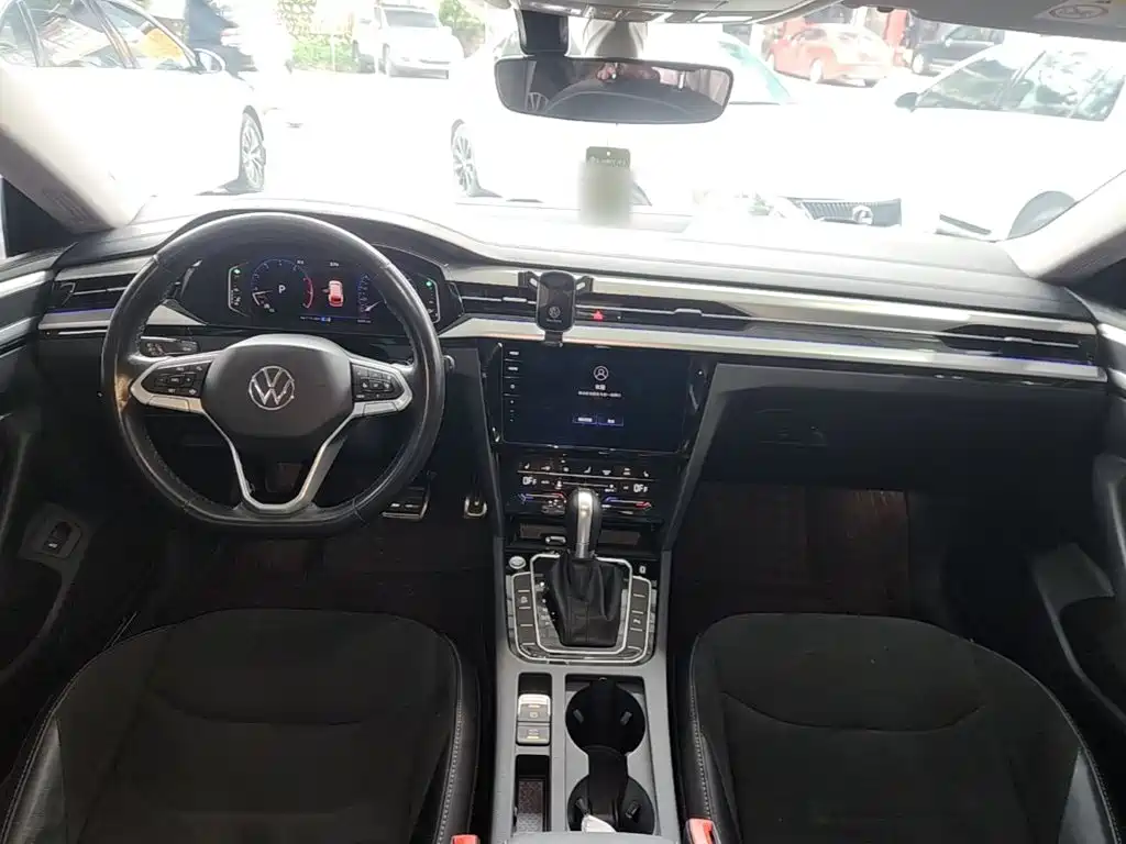 صورة 10 - Volkswagen CC