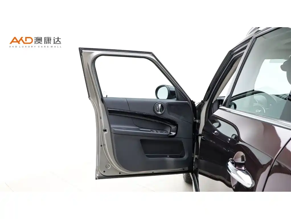 Photo 10 - MINI COUNTRYMAN