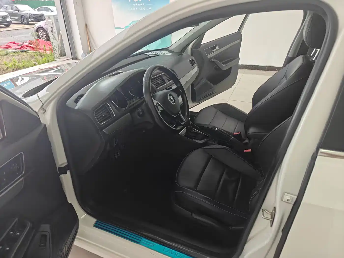 Фото 5 - Volkswagen Lavida