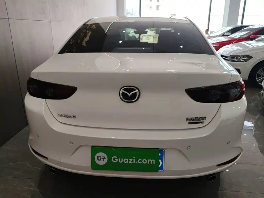 Mazda Mazda3 Axela 2025 2023 2.0L Auto Zhixuan
