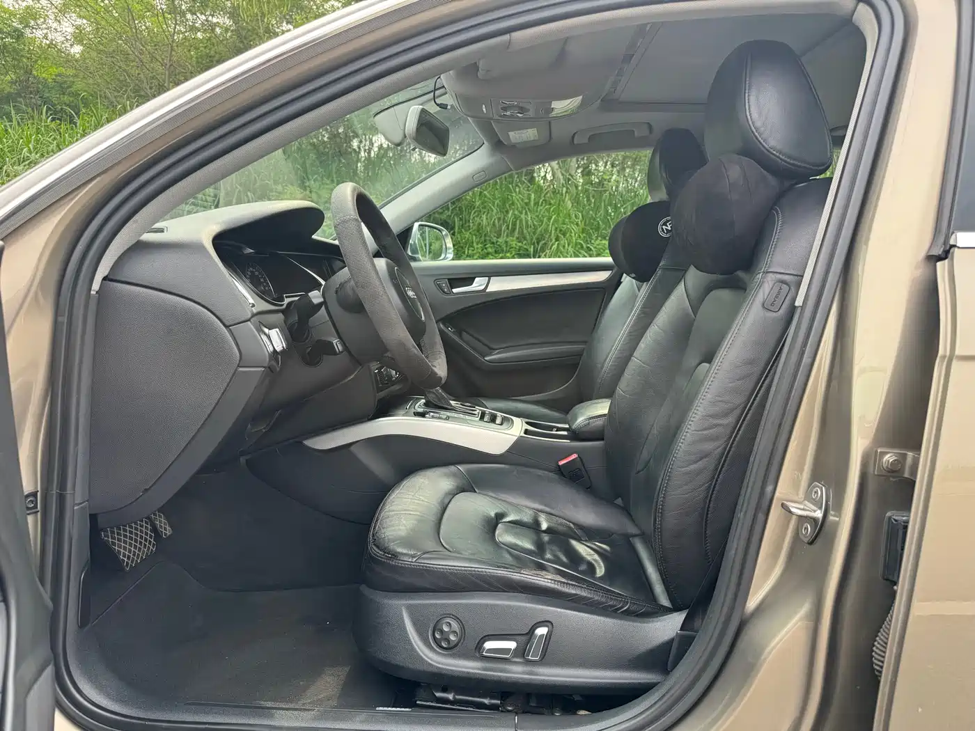 Audi A4L 2013 40 TFSI quattro Personality Sport фото 5