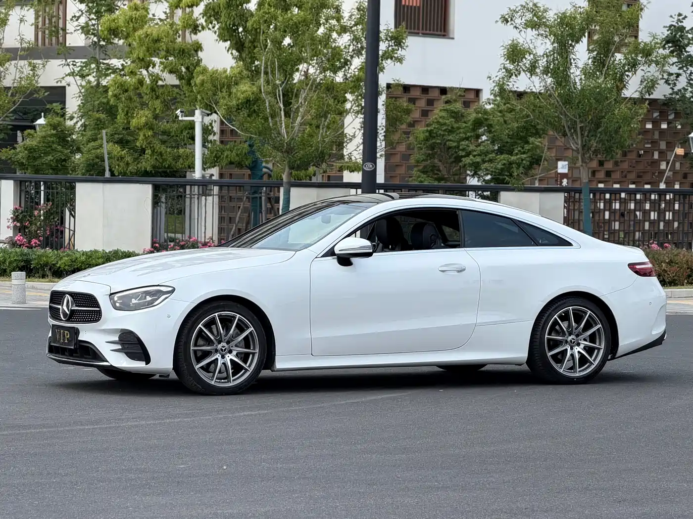Mercedes-Benz E-Class (Import) 2021 E 260 Coupe фото 10