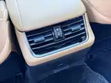 Фото 15 - Lexus LS