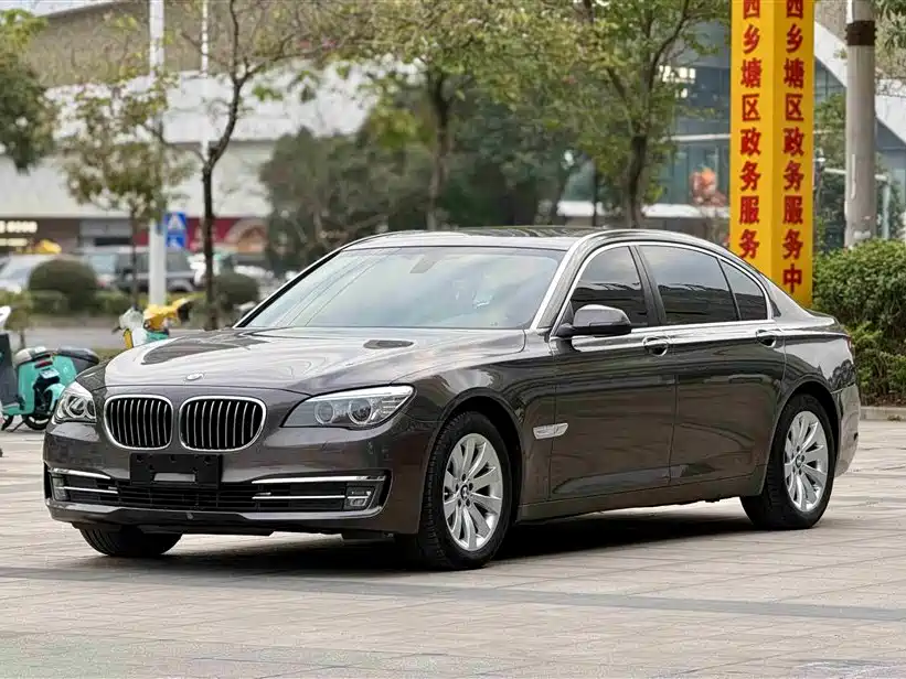 BMW 7 Series 2013 Model 730Li Leading