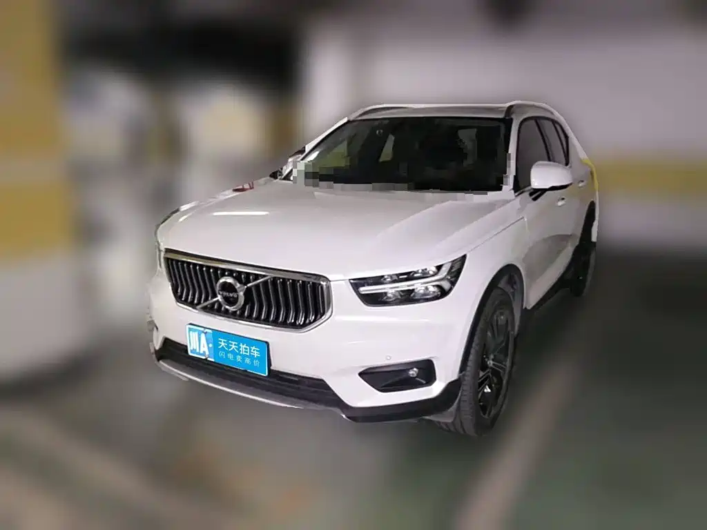 Volvo XC40 2021 T4 AWD Smart Luxury Edition