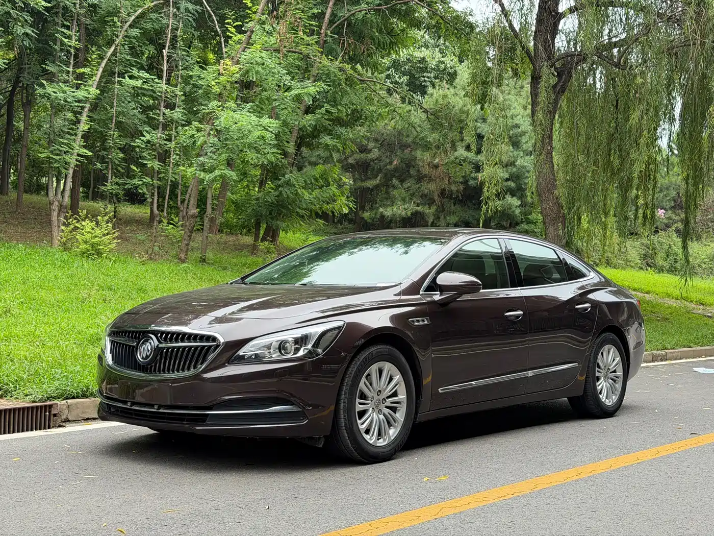 Photo 1 - Buick LaCrosse