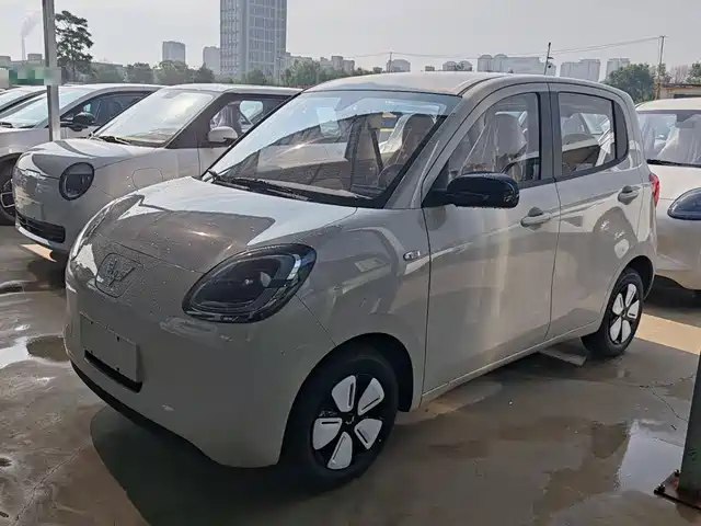 Wuling Hongguang MINI EV Четырёхдверный, Продвинутая, 4-е поколение