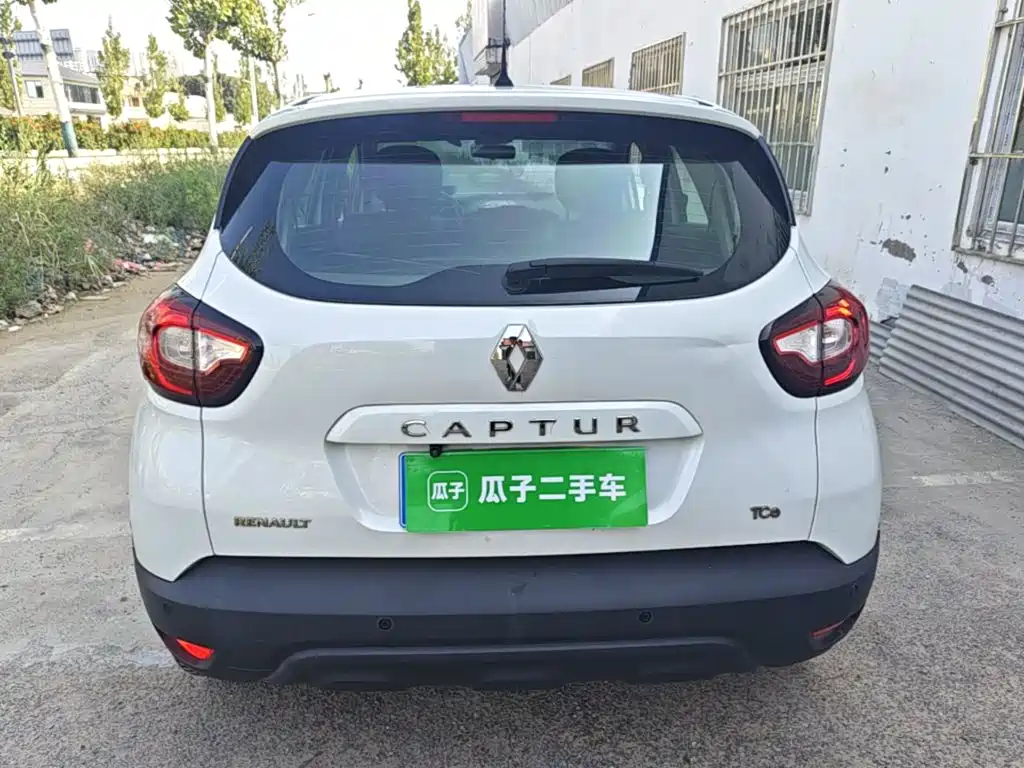 Renault Captur 2020 2018 TCe190 Urban Style