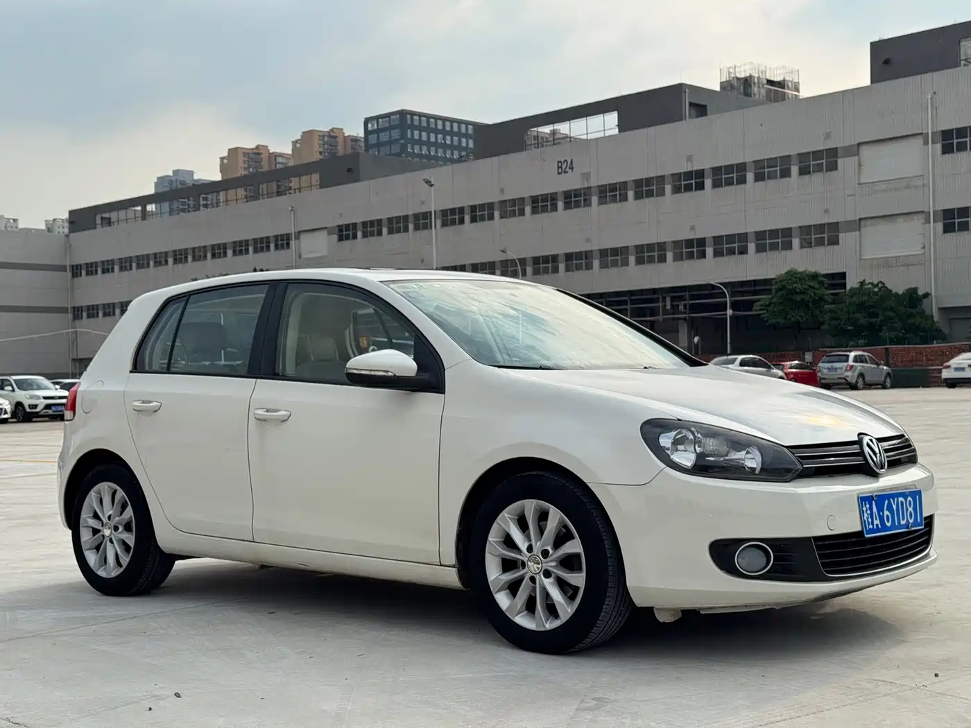 Volkswagen Golf 2011 2011 Model 1.6 Manual Comfort