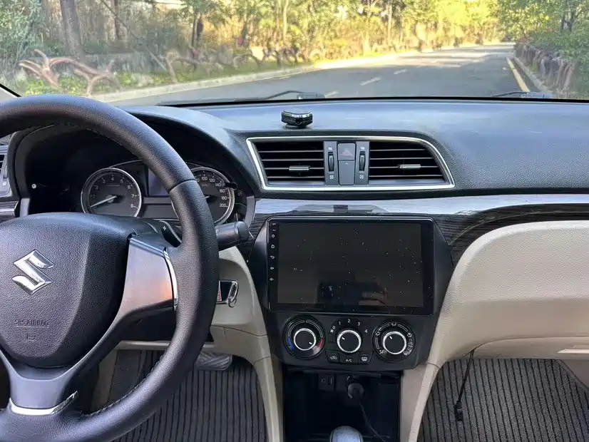 Suzuki Alivio 2016 2015 1.6L Automatic Comfort