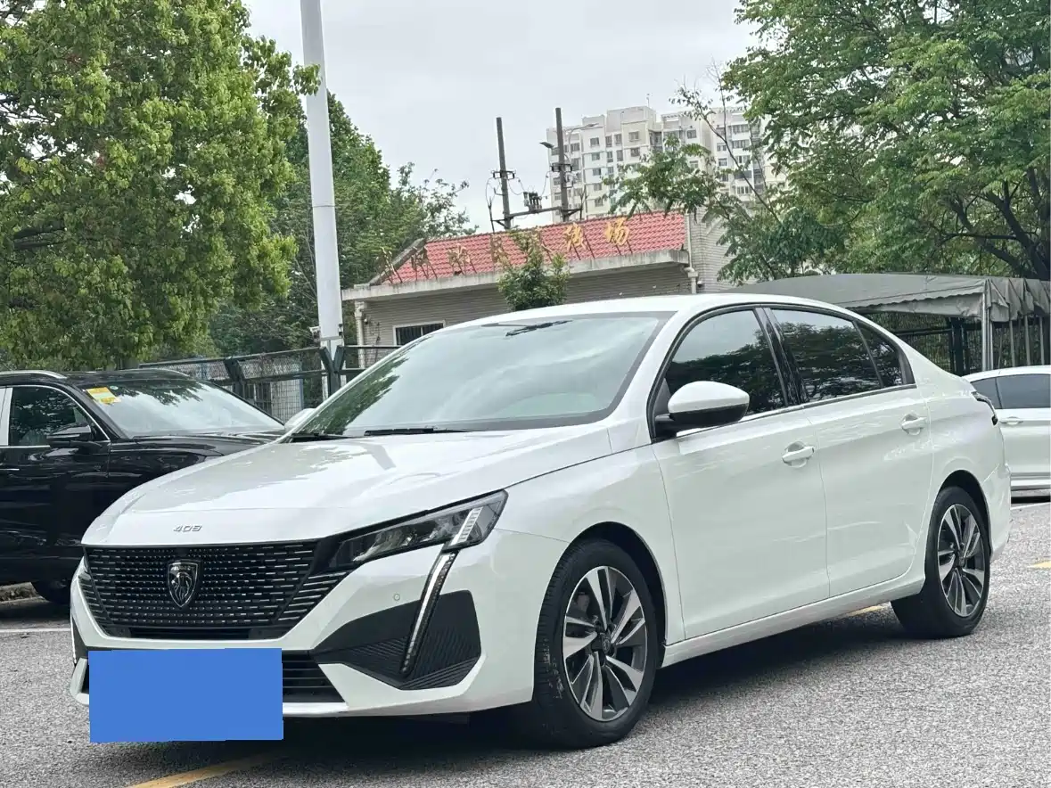 PEUGEOT 408 2023
