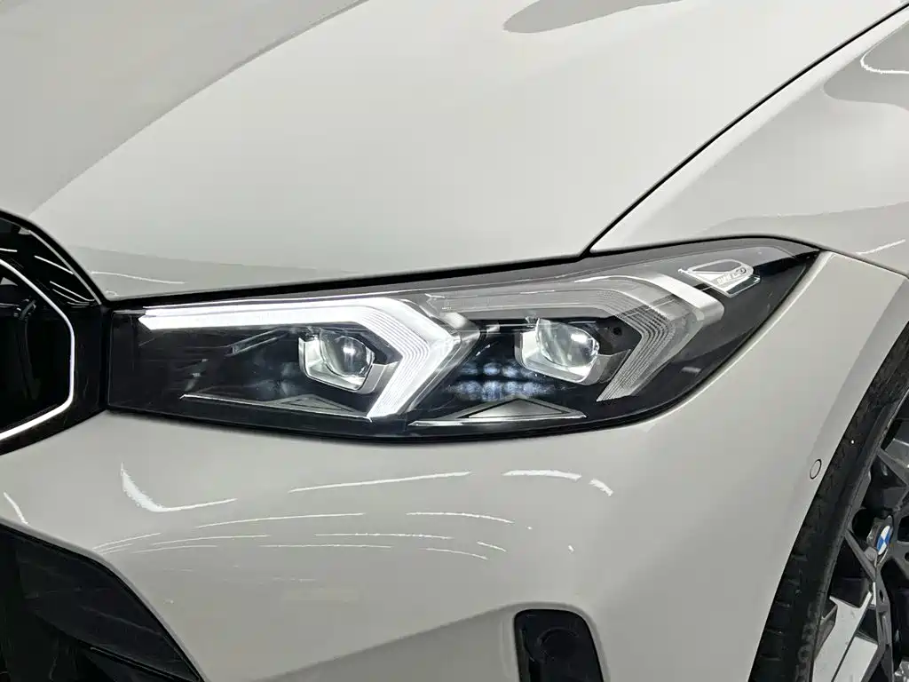 BMW 3 Series 2026 2026 330Li M Sport Shadowline Package