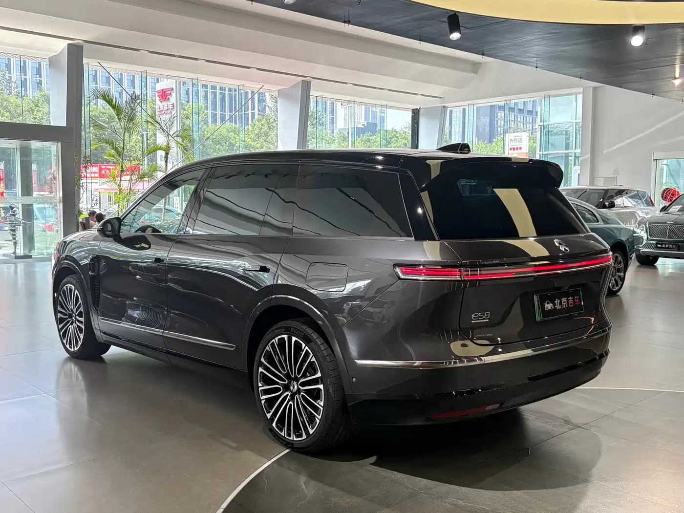 NIO ES8 2025 2025 Base Model