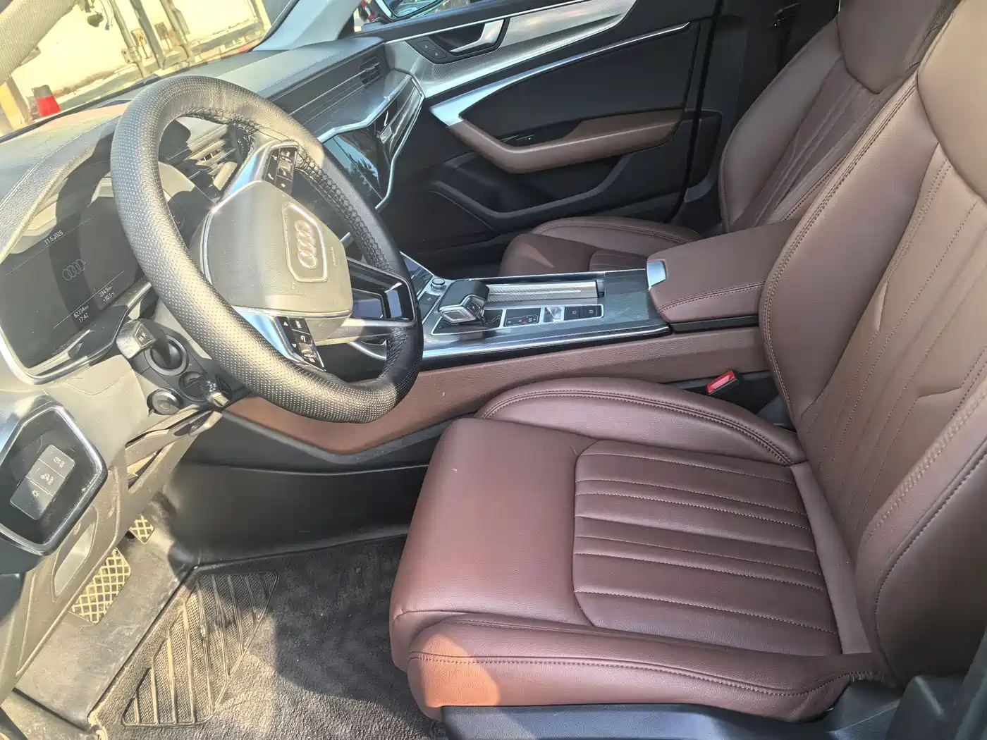Audi A6L 2019 40 TFSI Luxury Elegance фото 2