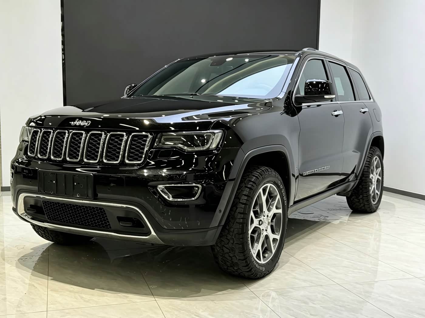Jeep Grand Cherokee (Import)
