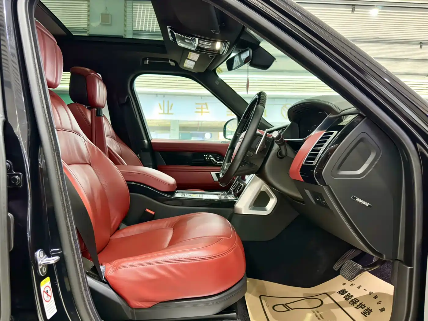 Land Rover Range Rover 2019 3.0 SC V6 Prestige Genesis Extended Edition фото 7