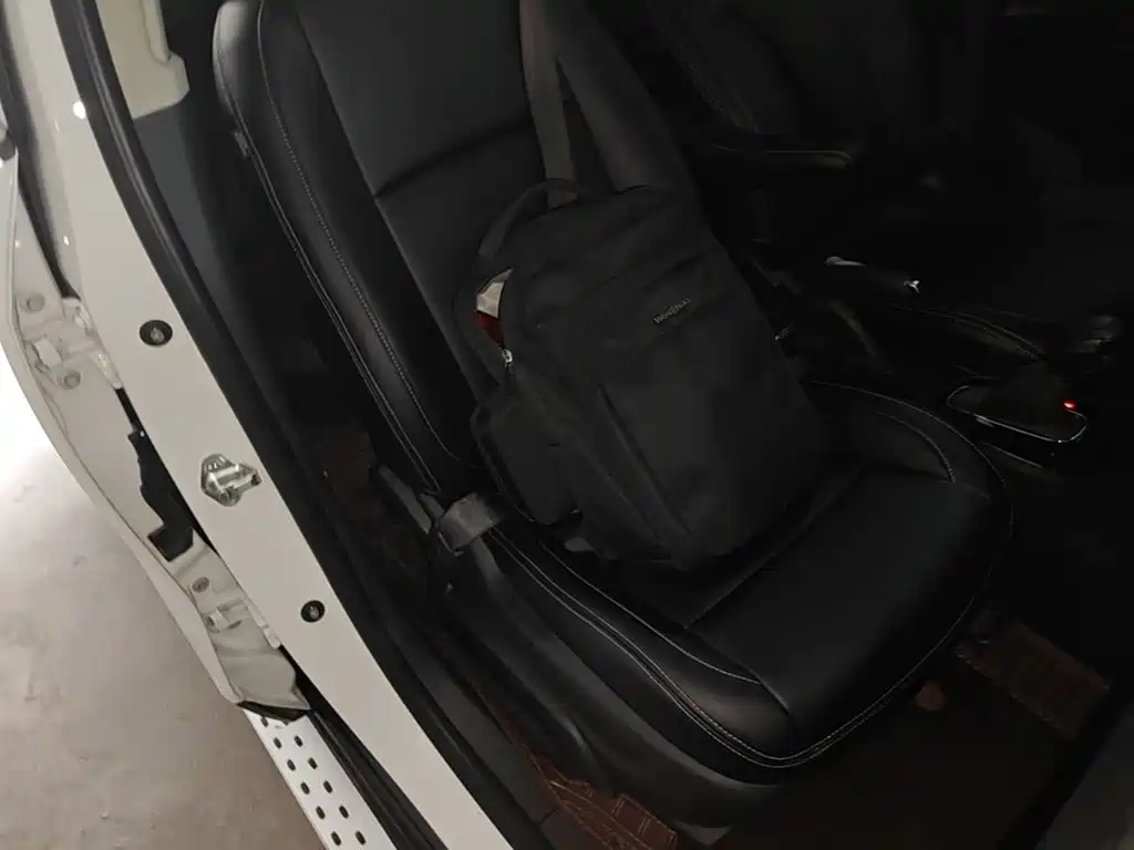 Фото 25 - Buick Encore