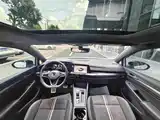 Photo 19 - Volkswagen Golf