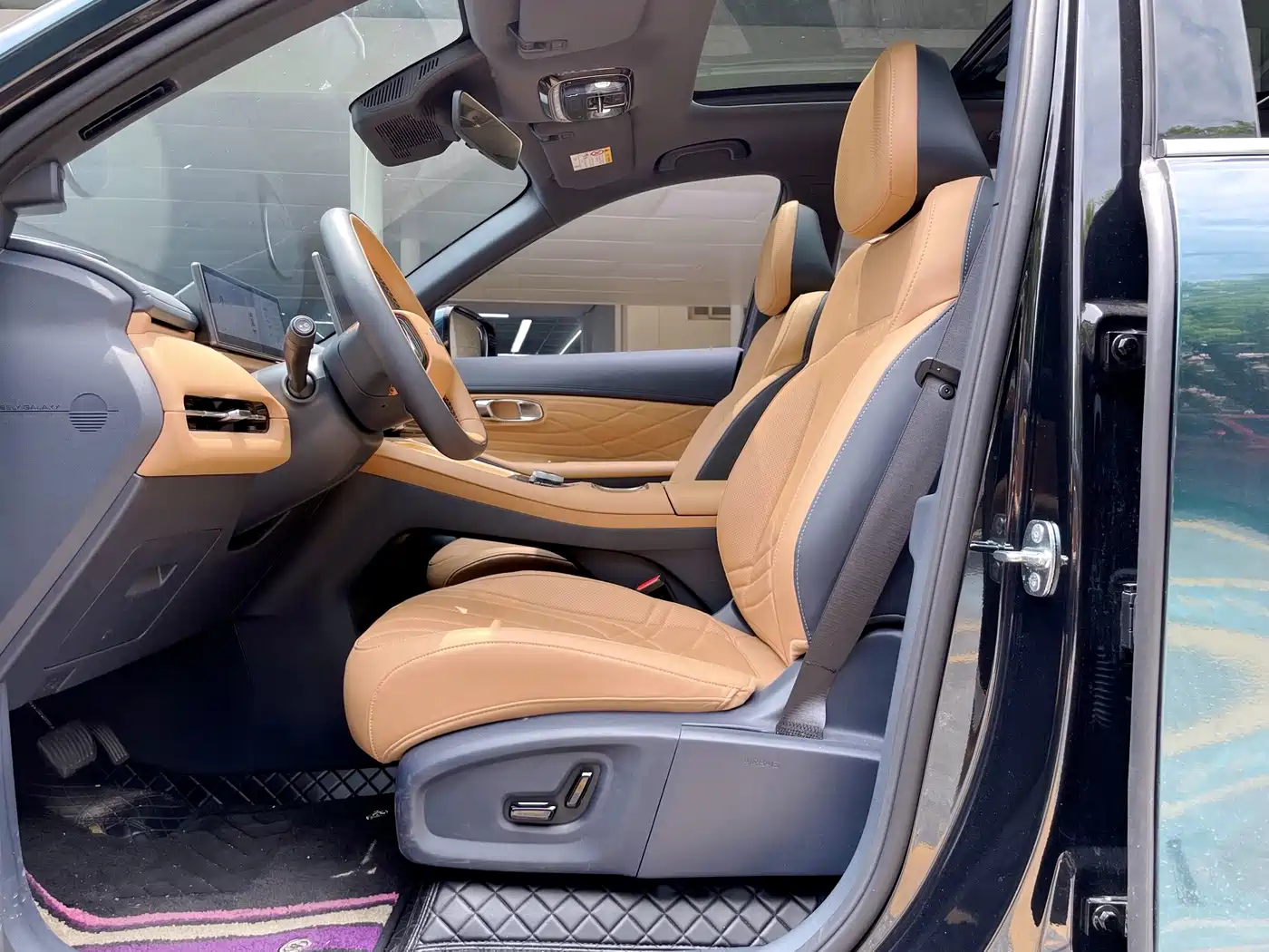 Geely Galaxy Galaxy Starship 7 EM-i 2026 2026 Model 135km Pilot Edition