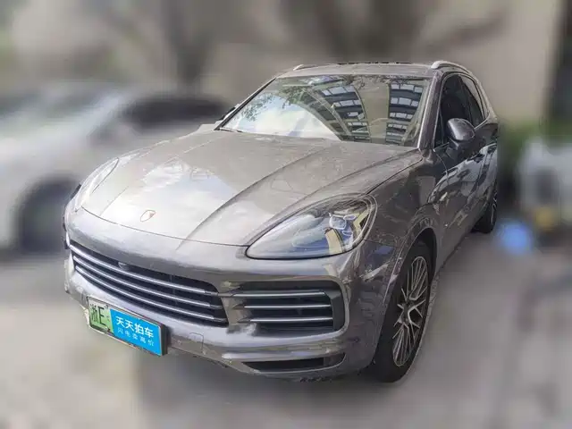 Porsche Cayenne New Energy 2021 Cayenne E-Hybrid 2.0T — фото 1