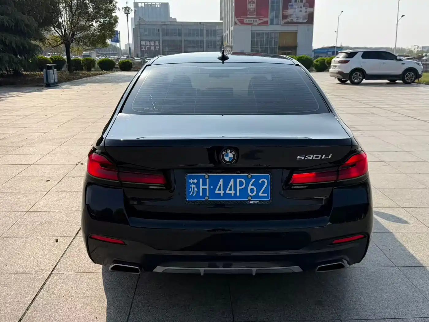 BMW 5 Series 2022 525Li M Sport Package фото 8