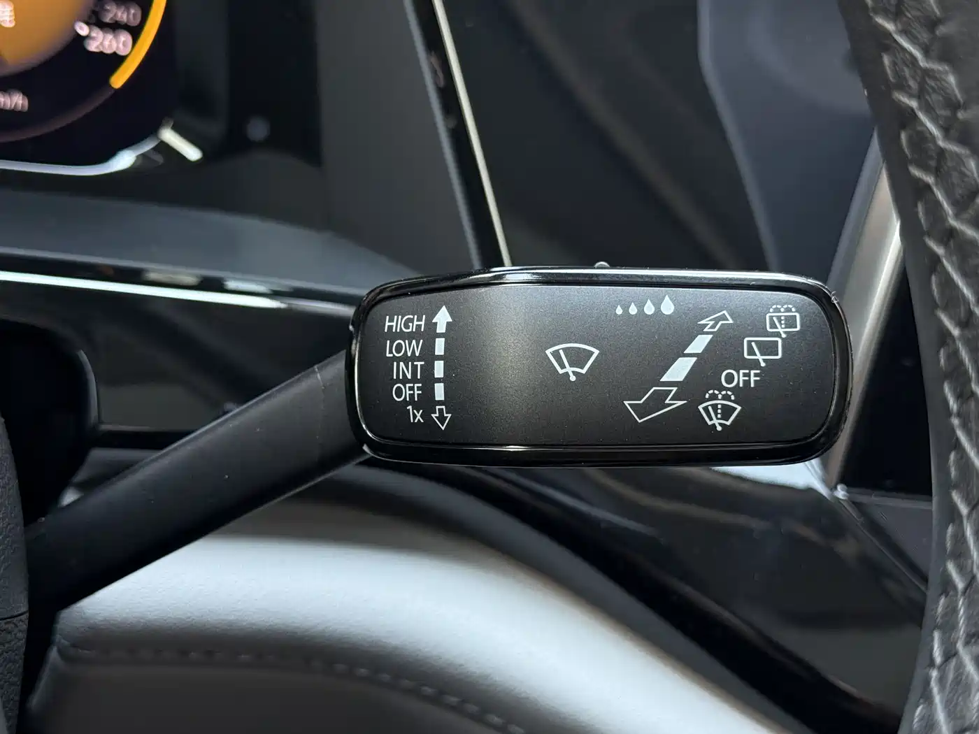 Volkswagen Teramont 2024 380TSI 4WD Prestige Luxury Edition фото 24
