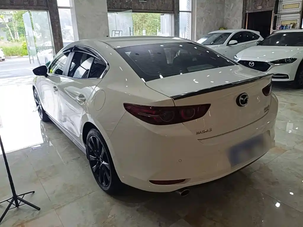 Mazda Mazda 3 2024 2023 2.0L Automatic Premium Edition