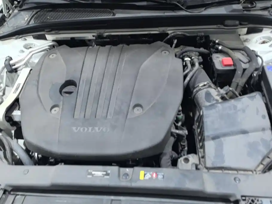 Volvo S60 2024 2025 B4 Smart Luxury Edition