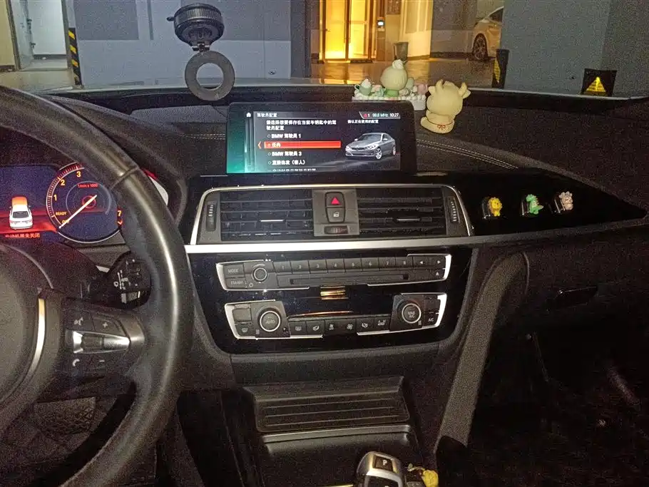 BMW 3 Series GT 2020 320i M Sport Package фото 13