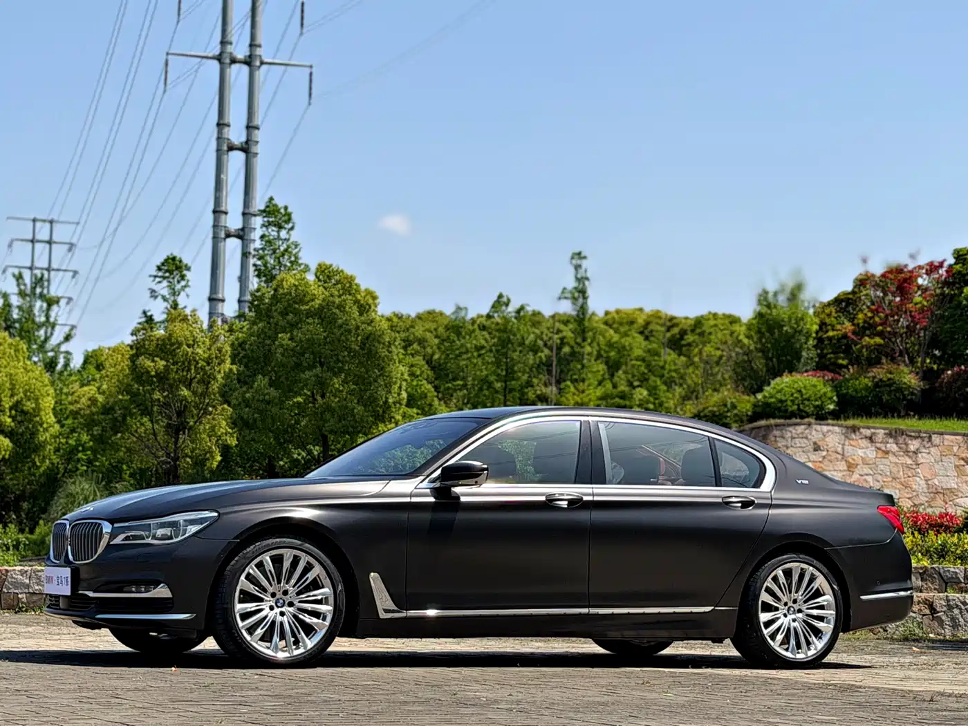 BMW 7 Series 2017 M760Li xDrive Excellence Luxury фото 16