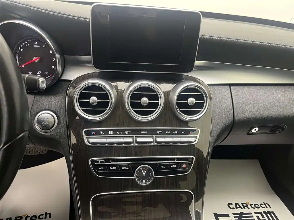 Mercedes-Benz C-Class 2015 C 200 L фото 16
