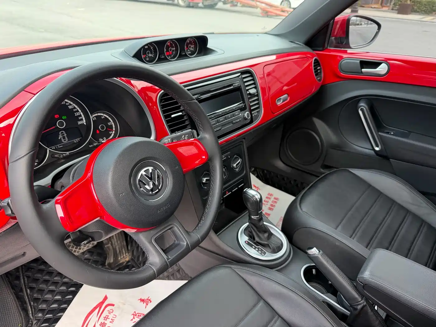 Volkswagen Beetle 2013 1.2TSI Fashion фото 10