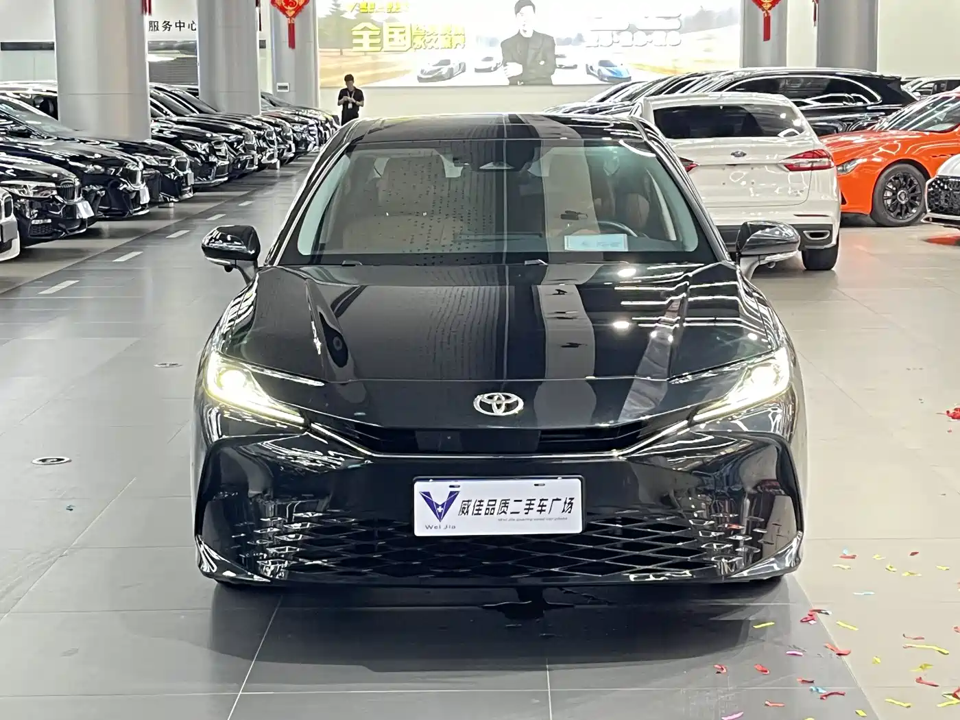 Toyota Camry 2024 Hybrid 2.0HGVP Luxury Edition фото 2