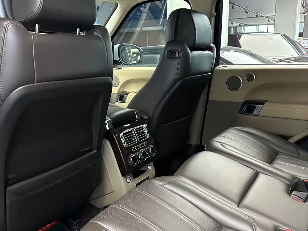 Land Rover Range Rover 2015 2014 3.0 SC V6 Vogue
