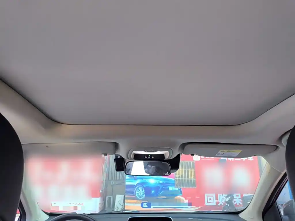 Фото 18 - Buick Encore