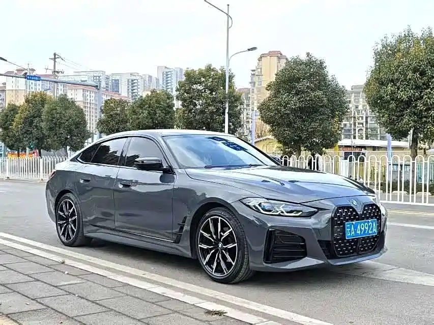 BMW 4 Series 2022 425i Gran Coupe M Sport Night Package фото 3