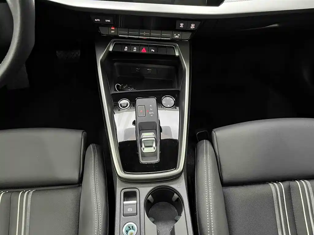 Audi A3 2022 Sportback 35 TFSI Style Sport фото 5
