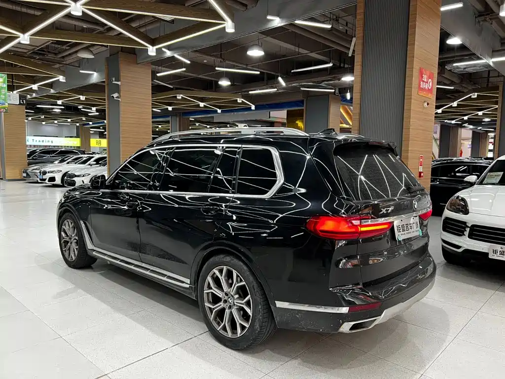 BMW X7, миниатюра 13