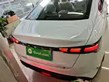 Фото 6 - Geely Binrui