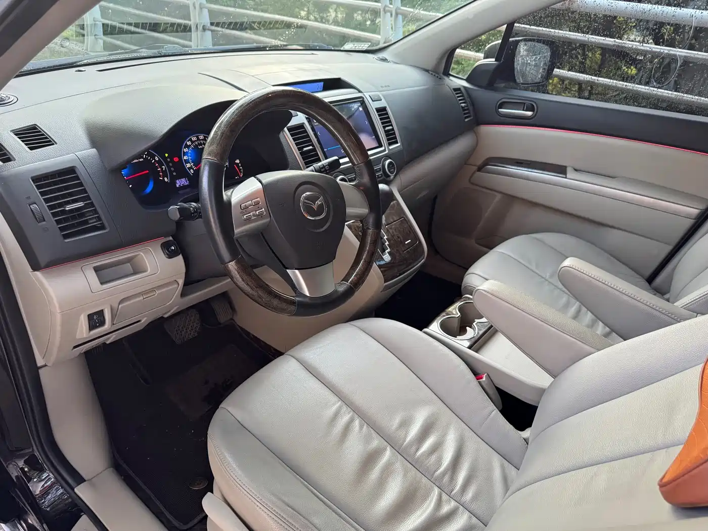 Mazda 8 2015 2013 2.5L Elite