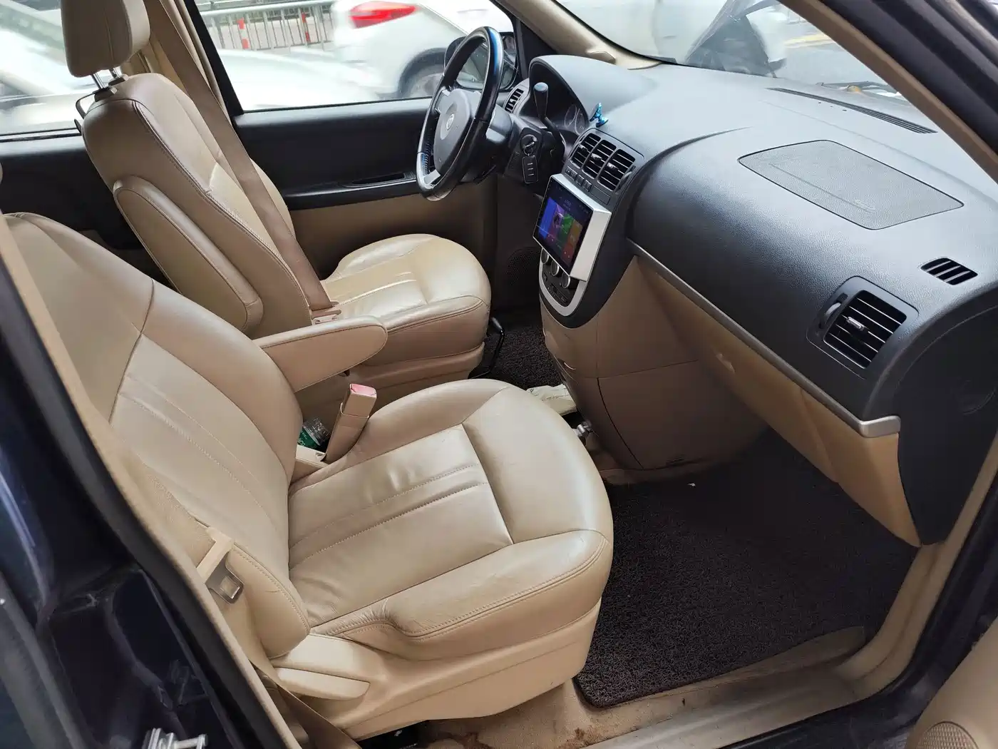 Фото 4 - Buick GL8