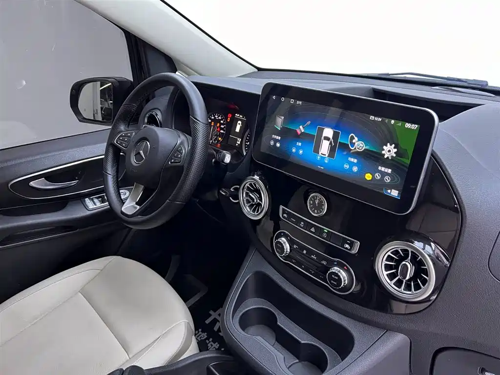 Mercedes-Benz Vito 2021 2.0T Business Edition 7-seater фото 19