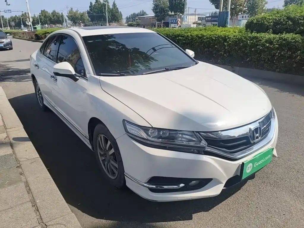 Honda Spirior 2015 2015 2.0L Premium Edition