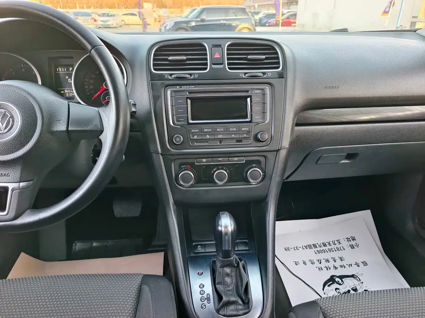 Volkswagen Golf 2014 1.6L Automatic Comfort фото 5