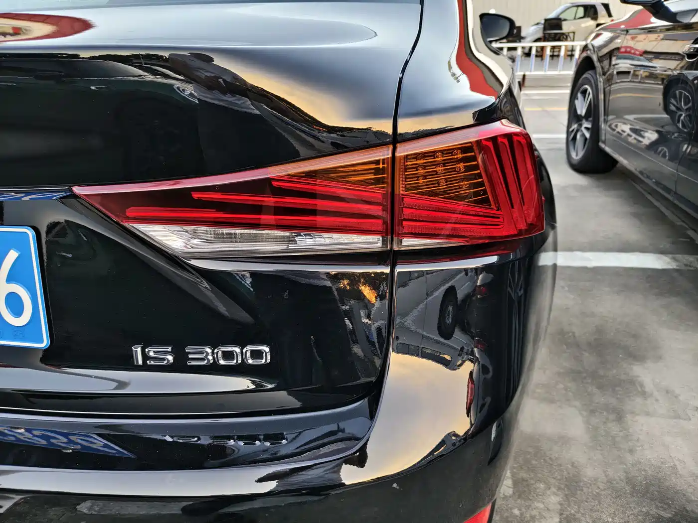 Lexus IS 2018 2017 300 F SPORT